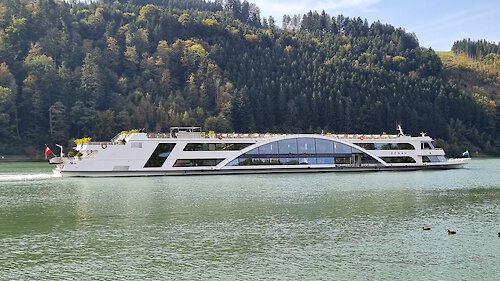 Familiär geführtes Hotel bei Passau im Bayerischen Wald ideal für Reisegruppen, Busreisen, Betriebsausflüge, Seniorenfahrten, Seniorengruppen