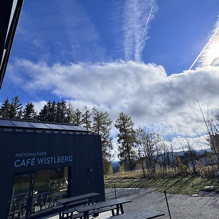 Nationalpark Café in der Herbstsonne