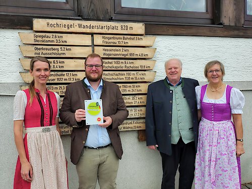 Zertifikat - Wanderbares Deutschland - Hochriegel Wanderstartpunkt